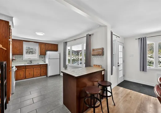 Maison à vendre - 4 Rue Viau, Saint-Charles-Borromée, J6E 7Y8