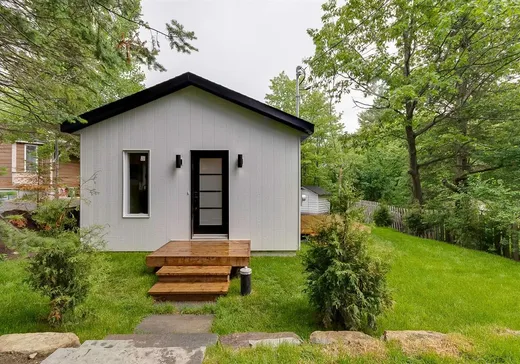 Maison à vendre - 322 Rue Benoit, Sainte-Sophie, J5J 1L3