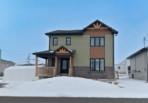 Two or more stories for sale - 325 Rue du Repos, St-Gervais, G0R3C0