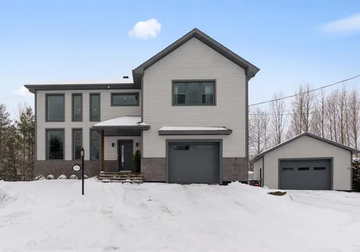 Maison à vendre - 3336 Rue Générations, Rock Forest, J1N 0P9