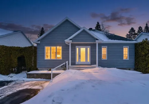 Bungalow à vendre - 1366 Rue des Insignes, Ville de Québec, G3J1R6