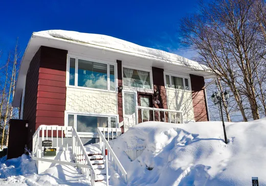 Maison à étages à vendre - 49 Av. Boisvert, Port-Cartier, G5B1X2