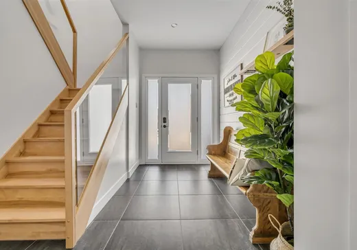 Maison à vendre - 45 Rue des Granites, St-Ferreol-les-Neiges, G0A 3R0