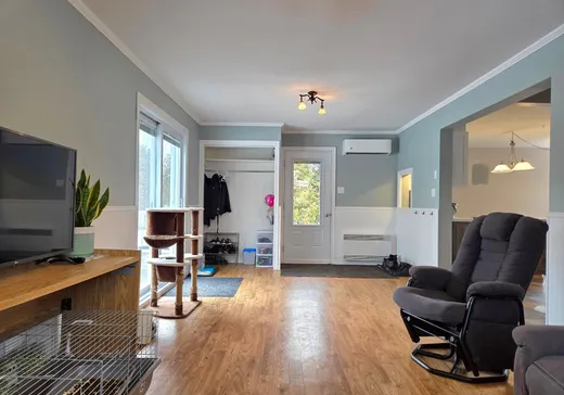 Maison à vendre - 241 Rue St-Joseph, Matane, G4W 1N5