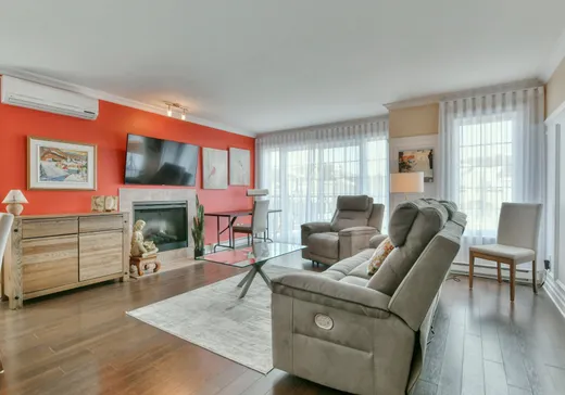 Condo à vendre - 2312 Boul. des Pins, Sainte-Marthe-sur-le-Lac, J0N 1P0