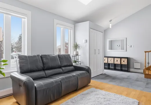 Maison à vendre - 3050 Rue Joseph-Hardy, St-Hubert, J3Y 8R2