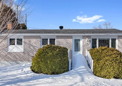 House for sale - 390 Av. Richelieu, Rimouski, G5M 1C7