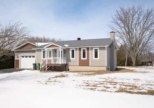 Maison à étages à vendre - 3 Rue Sonia, Victoriaville, G6T1K3