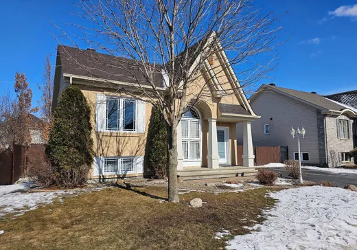 Maison à vendre - 144 Rue Lafortune, Le Gardeur, J5Z 5A9