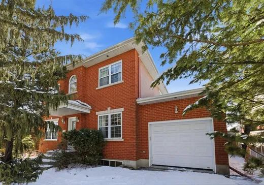 Maison à étages à vendre - 41 Av. Macaulay, Saint-Lambert, J4R2G5
