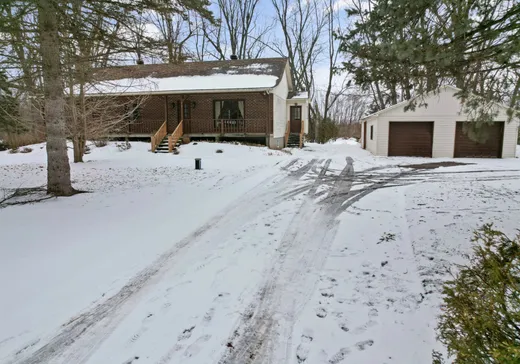 House for sale - 77 Ch. de la Pointe-au-Sable, Rigaud, J0P 1P0