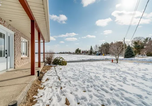 Maison à vendre - 21 Rue St-Charles, Massueville, J0G 1L0