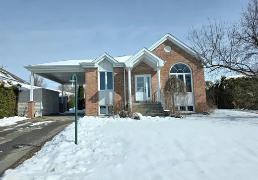 Bungalow à vendre - 3420 Rue Papineau-Couture, Sherbrooke, J1K0A2