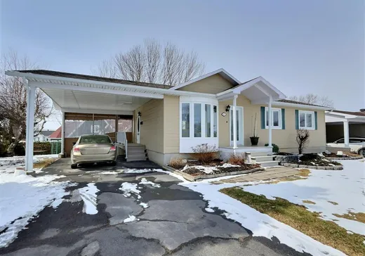Bungalow à vendre - 47 Rue Bernier, Plessisville, G6L4E3