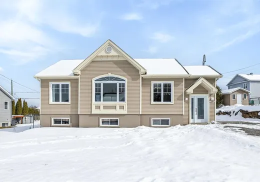 Bungalow à vendre - 389 Rue Célina, Sherbrooke, J1H6N4