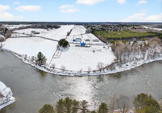 Fermette à vendre - 3038Z Rg de la Rivière-de-l'Est, Sainte-Clotilde-de-Horton, J0A 1H0