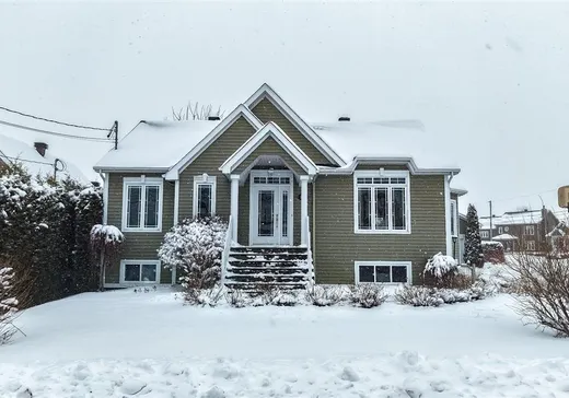 Bungalow à vendre - 287 Rue des Grands-Ducs, St-Germain-De-Grantham, J0C1K0