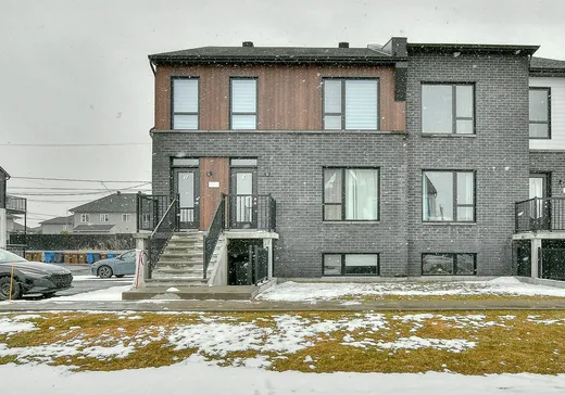 Condo à vendre - 3172 Rue André, Sainte-Marthe-sur-le-Lac, J0N 1P0