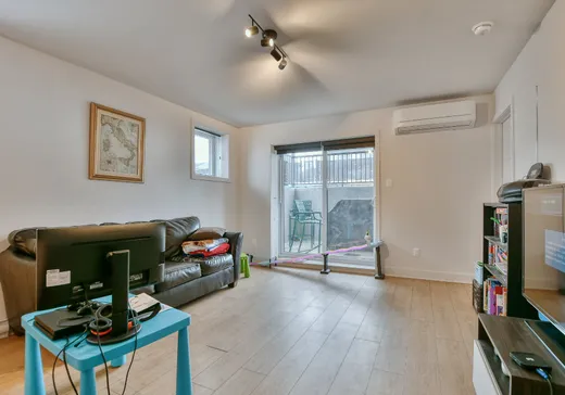 Condo à vendre - 3172 Rue André, Sainte-Marthe-sur-le-Lac, J0N 1P0