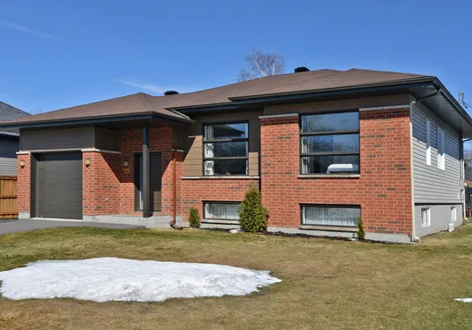 House for sale - 272 Av. des Cageux, Saint-Zotique, J0P 1Z0