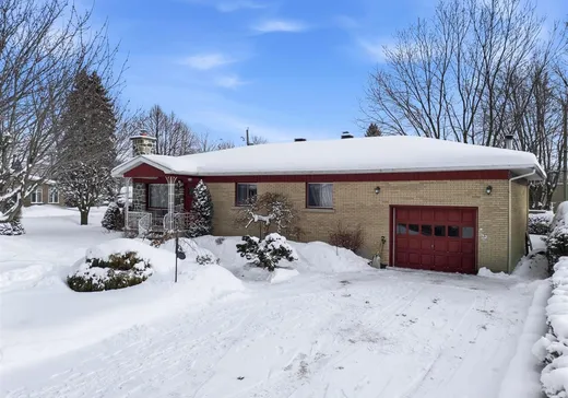 Bungalow for sale - 1430 Rue Mayrand, Drummondville, J2C3B2