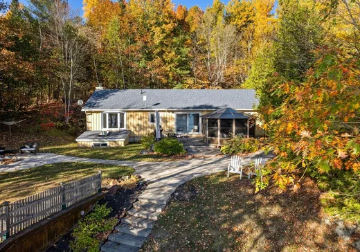 Bungalow for sale - 620 Ch. de Val-du-Lac, Gatineau, J8N2N5