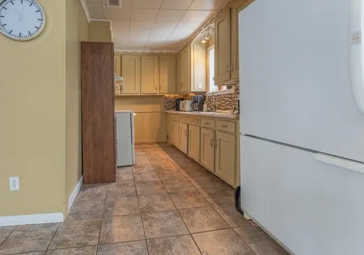 Maison à vendre - 264 Rue St-Louis, Warwick, J0A 1M0