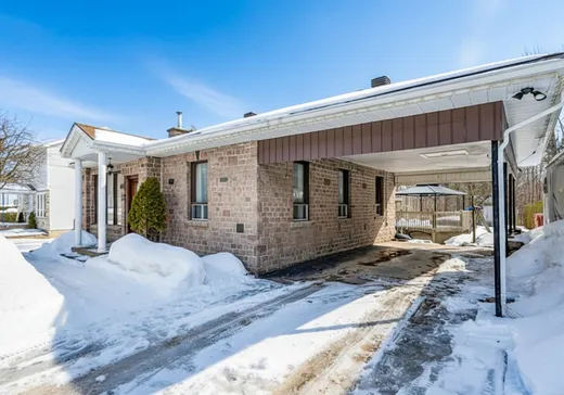 Maison à vendre - 65 Ch. de la Carrière, Brownsburg-Chatham, J8G 1L1