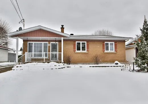 Two or more stories for sale - 1411 Rue Cardin, Acton Vale, J0H1A0