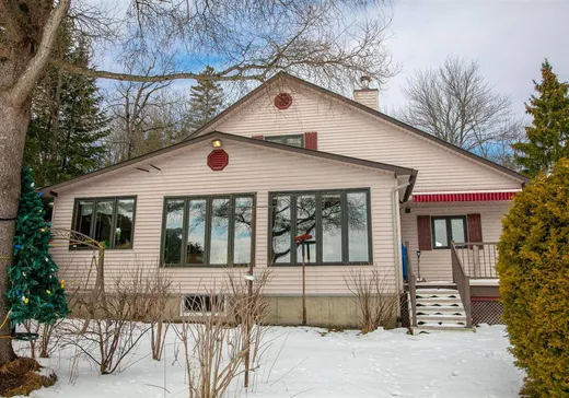 House for sale - 88 3e Rang, St-Etienne-De-Bolton, J0E 2E0