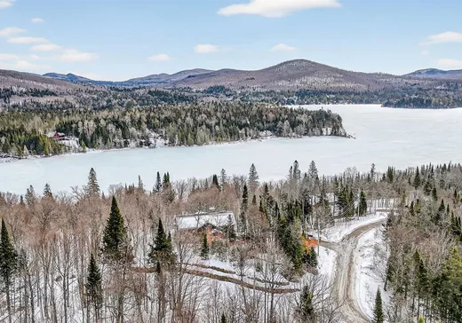 Two or more stories for sale - 5 Ch. d'Azur, Val-des-Lacs, J0T2P0