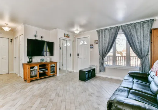 House for sale - 241 Rue de la Tournée, Sainte-Marthe-sur-le-Lac, J0N 1P0