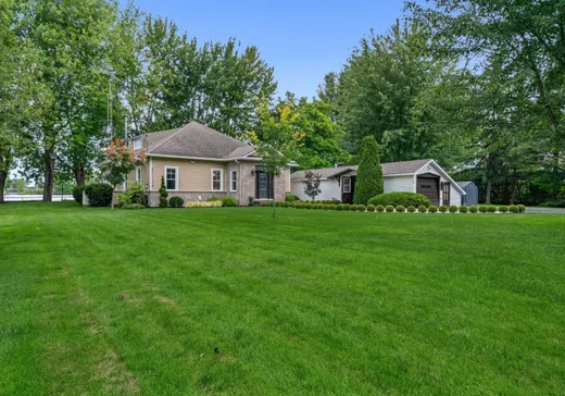 Maison à étages à vendre - 1160 Allée de la Riveraine, Saint-Jean-sur-Richelieu, J2X4N4