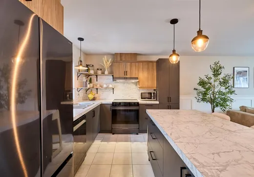 House for sale - 815 Rue Papineau, Saint-Roch-de-Richelieu, J0L 2M0