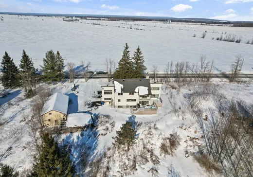 Two or more stories for sale - 241 Ch. du Haut-de-la-Chute, Rigaud, J0P1P0