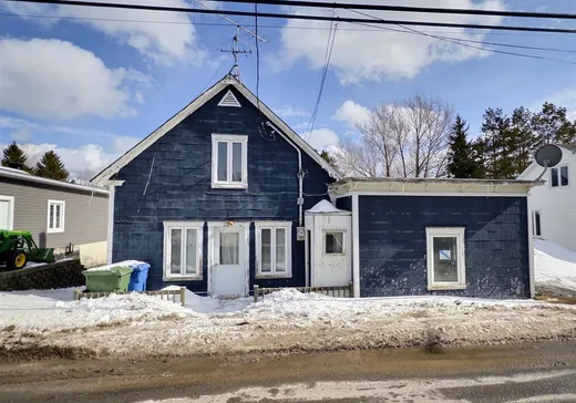 Un étage et demi à vendre - 22 Ch. Taché O., Saint-Hubert-de-rivière-du-loup, G0L3L0