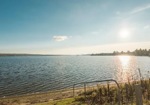 House for sale - 158 Av. du Parc, Magog, J1X 5V9