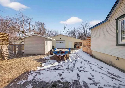 Maison à vendre - 916 Rue Fluet, Salaberry-de-Valleyfield, J6S 0E1