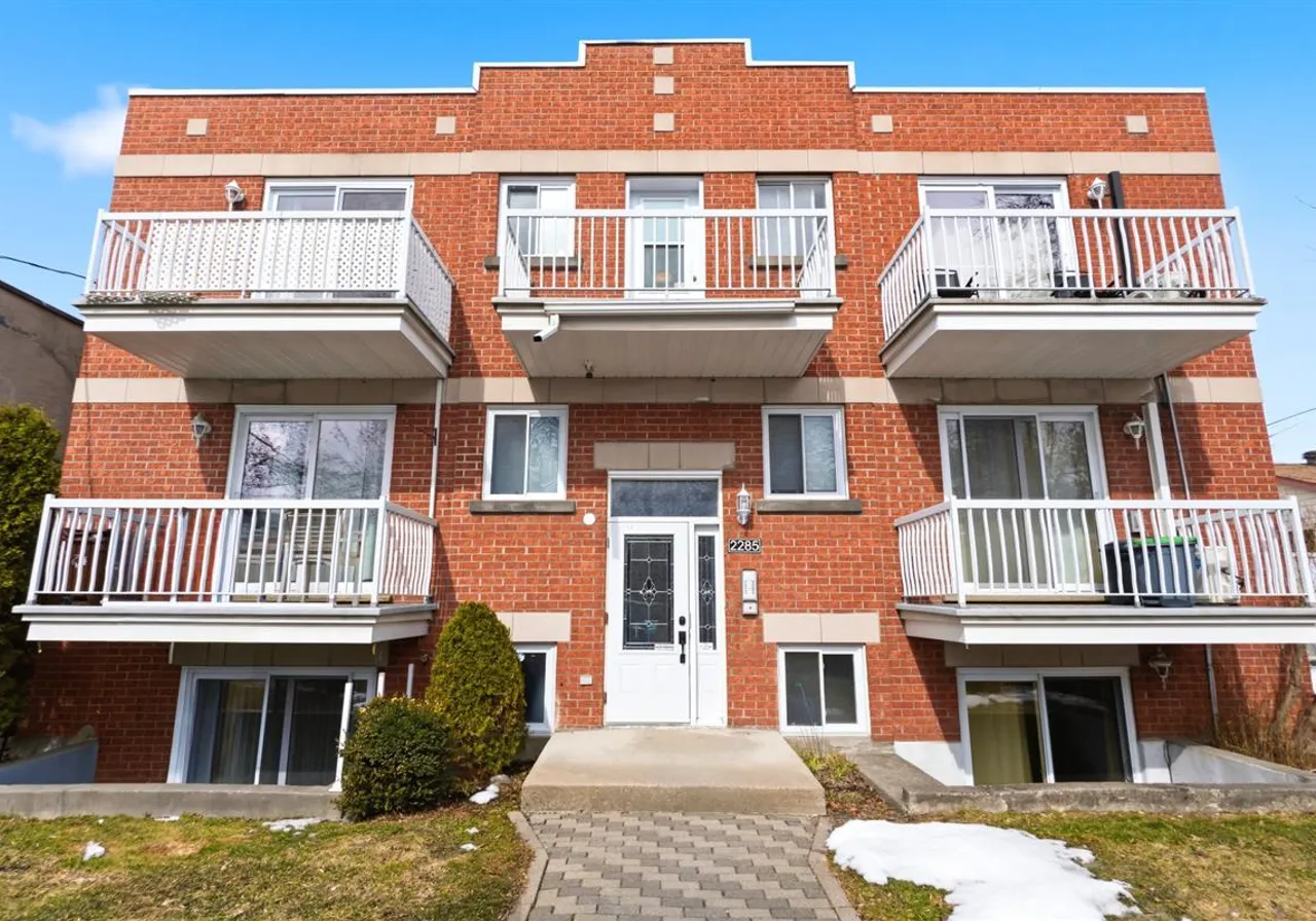 2285 Rue Desmarteau, App. 2 — photo 2