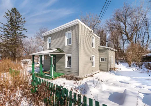 Maison à étages à vendre - 5 Rue Lapierre, Lachute, J0V1X0