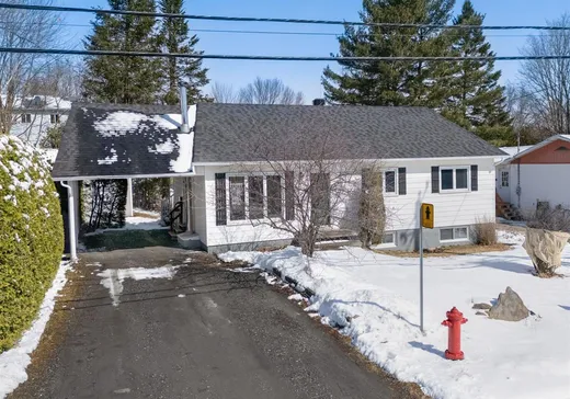 Bungalow à vendre - 757 Rue du Curé, Sherbrooke, J1N2N8