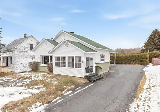 Maison à vendre - 35 2e Avenue E., Saint-Martin, G0M 1B0