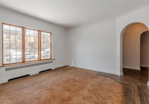 Condo for sale - 909 Av. Antonine-Maillet, Montreal (Outremont), H2V 2Y8