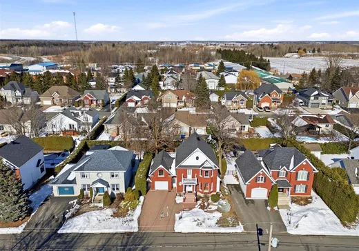 Maison à vendre - 900 Rue des Oeillets, Drummondville, J2C 7T8