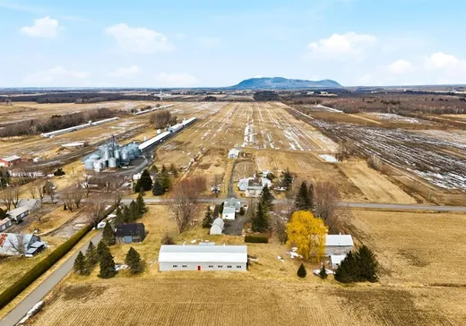 Fermette à vendre - 438Z Rg St-Georges, L'Ange-Gardien, J0E 1E0