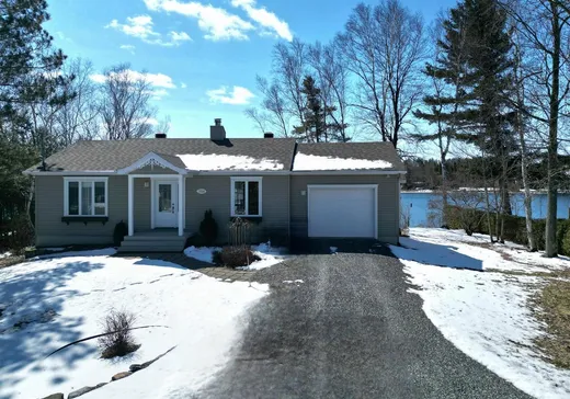 Bungalow for sale - 356 Rue Bernard, Magog, J1X3W5