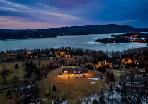 Two or more stories for sale - 80 Rue des Hauts-du-Lac, Magog, J0B1C0