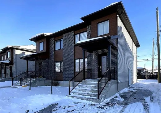 Maison à étages à vendre - 922 Rue Vinet, Salaberry-de-Valleyfield, J6S0C9