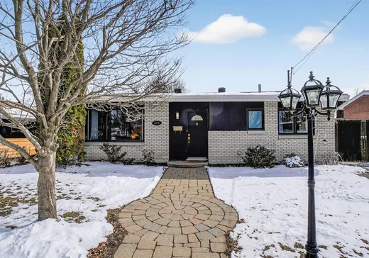 Split-level for sale - 8526 Rue George, Montreal (LaSalle), H8P1E8