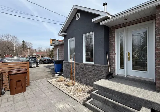 Maison à vendre - 1141 Rue Dufferin, Granby, J2H 0T3